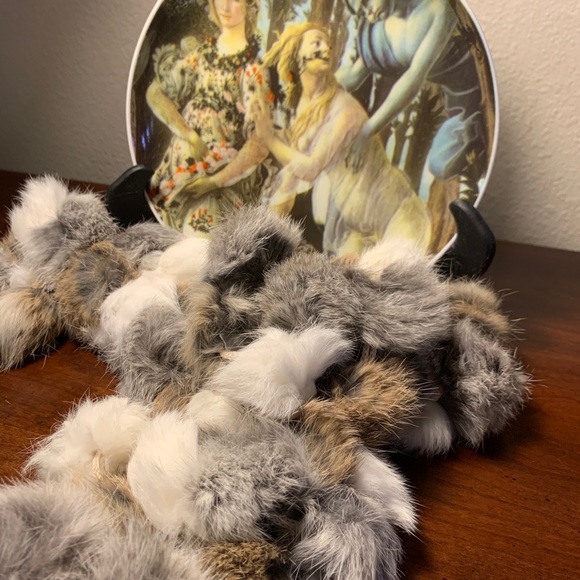 Rabbit Fur Infinity Scarf - La Fiorentina, Italy - Picture 3 of 4